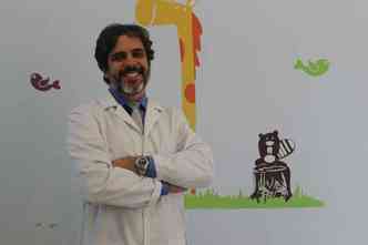 Coordenador do Centrare e cirurgio plstico Hugo Rodrigues. (foto: Comunicao Hospital da Baleia)