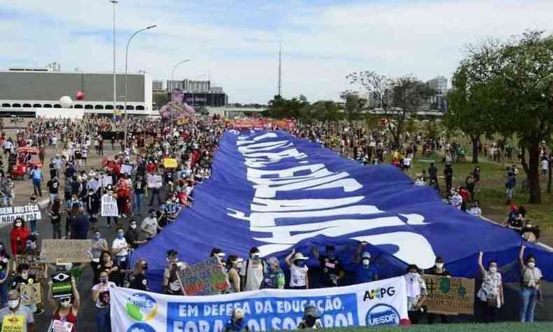 Protesto contra o presidente Bolsonaro em Braslia, em 20 de maio passado(foto: Correio Braziliense/Arquivo)