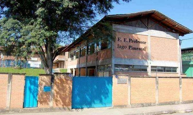 Depois do incidente, aulas foram suspensas na escola e serão retomadas nesta sexta(foto: Reprodução/Facebook) Depois do incidente, aulas foram suspensas na escola e serão retomadas nesta sexta(foto: Reprodução/Facebook)