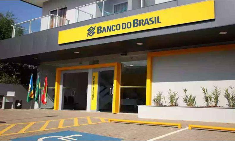 Há também benefício de auxílio-alimentação e cesta básica(foto: Foto: BB/Divulgação) Imagem da fachada do Banco do Brasil