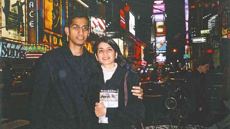 Sundar Pichai e sua namorada Anjali logo aps chegarem aos EUA %u2014 o casal deve se casar(foto: Sundar Pichai)