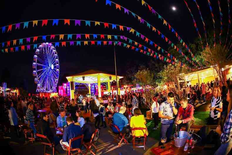 rea de alimentao da festa Cidade Junina