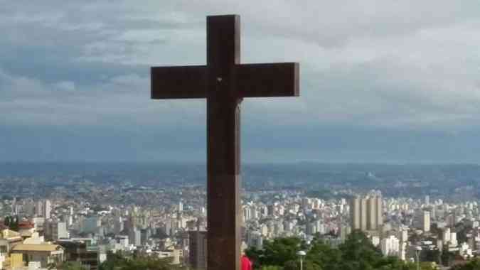 Vista da cidade na Praa do Papa, no Bairro Mangabeiras, Regio Centro-Sul(foto: Jair Amaral/EM/D.A.Press)