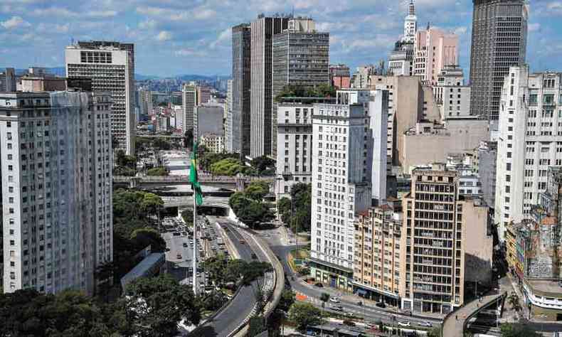 Vista da capital paulista: municpio ainda no implantou um modelo de capitalizao (foto: Nelson Almeida/AFP)