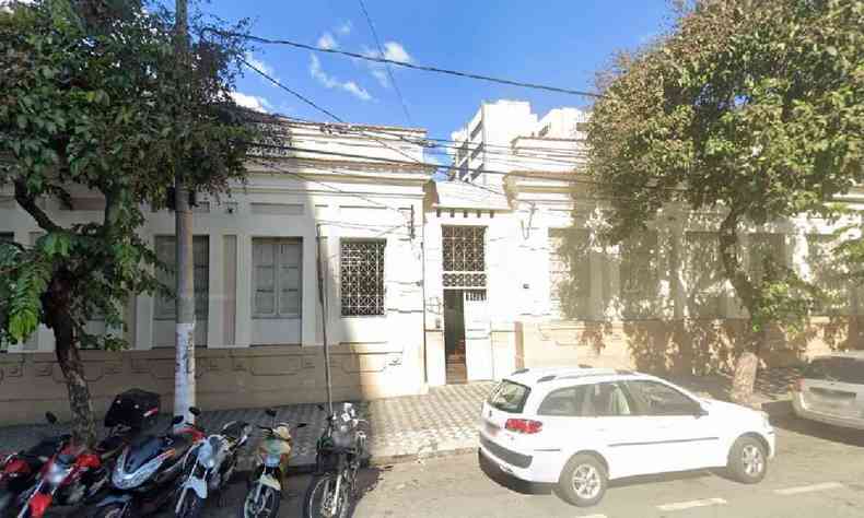 Escola em Divinpolis