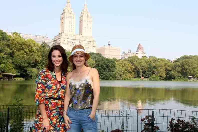 Angelica e Paola Oliveira em NY/Reproduo / MF Press Global 