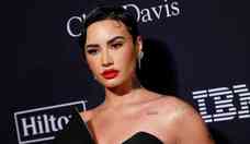 Demi Lovato avisa que vai voltar a usar pronome feminino