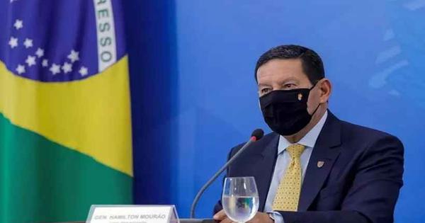 Para Mourão, rejeição a Bolsonaro aumentou devido a 'ruído' sobre