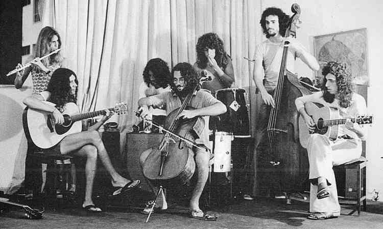 O flautista Ritchie com a banda A Barca do Sol, na década de 1970