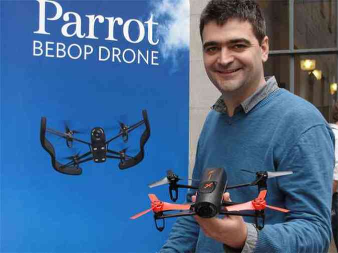 Gerente de produto Francois Callou apresenta o Bebop Drone em So Francisco, nos Estados Unidos(foto: AFP PHOTO / Glenn Chapman )