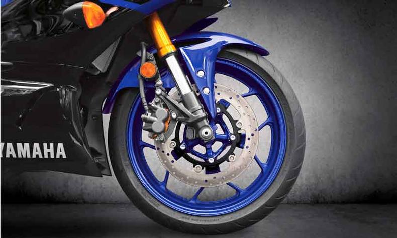 Os freios contam com sistema ABS nas duas rodas(foto: Gustavo Epifânio/Yamaha/Divulgação) Os freios contam com sistema ABS nas duas rodas(foto: Gustavo Epifânio/Yamaha/Divulgação)