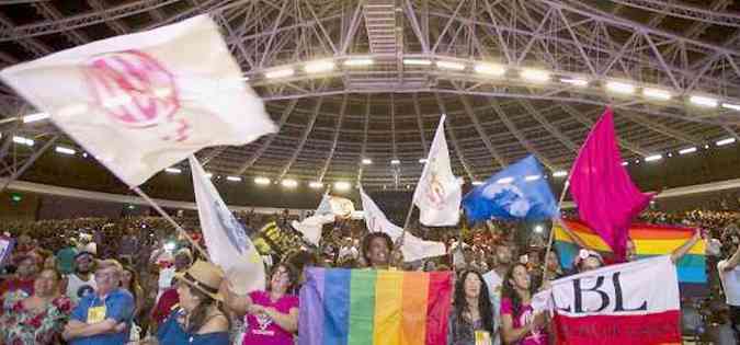 Assemblia dos movimentos sociais marca o encerramento do Frum Social Temtico, em Porto Alegre(foto: Marcelo Camargo/Agncia Brasil)