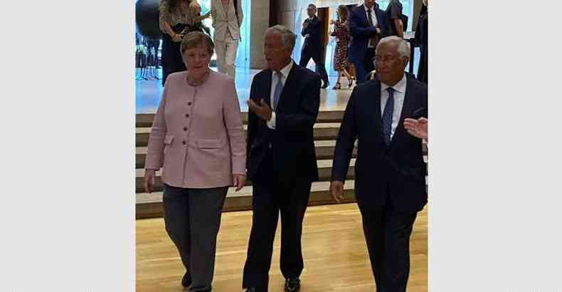 Angela Merkel, Marcelo Rebelo de Sousa e Antnio Costa na cerimnia de entrega do prmio