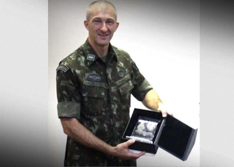 Tenente do Exército Osmar Crivelatti, que prestaria depoimento nesta terça-feira (19/9), era subordinado a Mauro Cid(foto: Reprodução/Exército) Tenente do Exército Osmar Crivelatti, que prestará depoimento amanhã, era subordinado a Mauro Cid