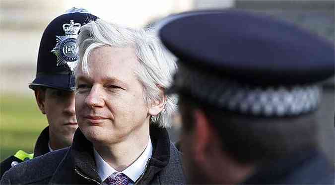 Fundador do site WikiLeaks  acusado de delitos sexuais na Sucia(foto: REUTERS/Stefan Wermuth)