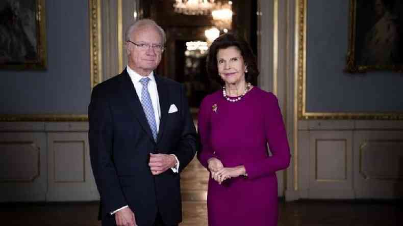 o rei e a rainha da Suécia em foto de 2020