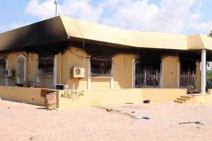 Consulado foi incendiado e pilhado(foto: STRINGER / AFP)
