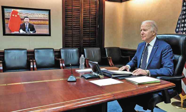 Biden e Xi Jinping em videoconferncia