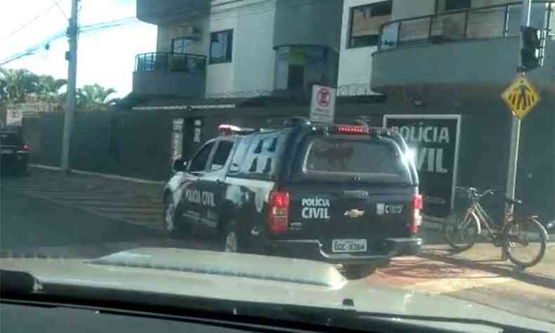 Operao foi desencadeada nesta sexta-feira em Una e Paracatu(foto: Polcia Civil/Divulgao)