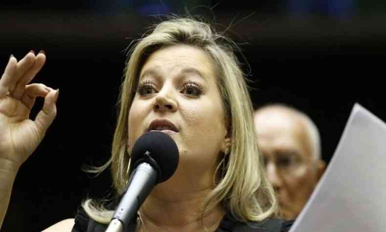 Joice Hasselmann (PSL-SP) cobrou honestidade do presidente Jair Bolsonaro(foto: Dida Sampaio/ Estado Contedo)