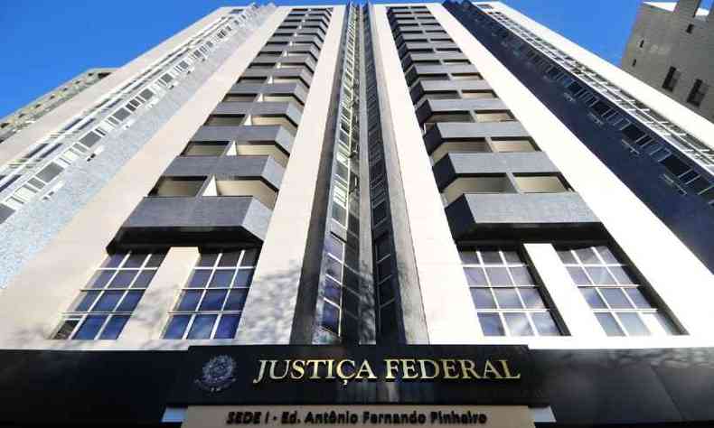 Primeira sede da Justia Federal em Belo Horizonte, na Avenida lvares Cabral deve ser a sede do novo TRF-6(foto: Gladyston Rodrigues/EM.D. A. Press)