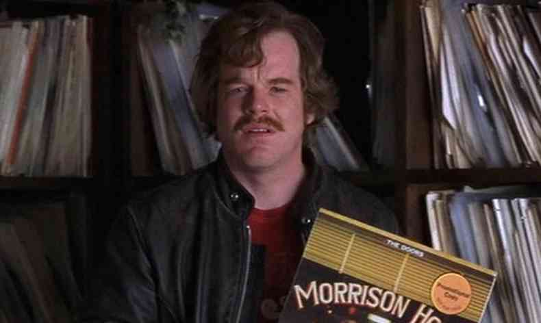 Philip Seymour Hoffman  Lester Bangs, crtico musical estadunidense.(foto: Reproduo/Dreamworks Llc)