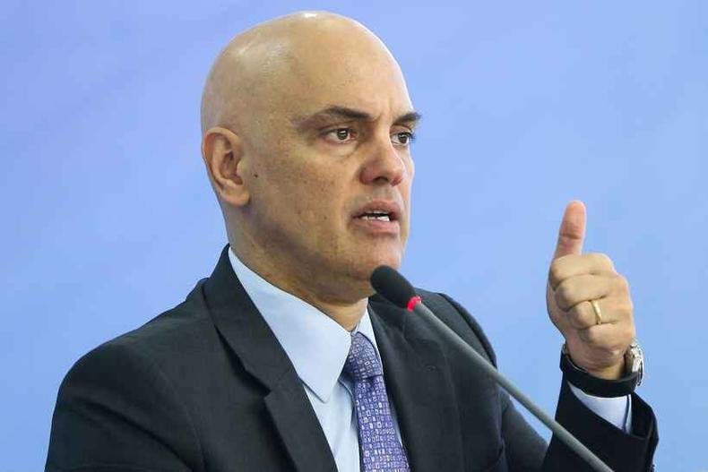 O ministro Alexandre de Moraes determinou a suspensão na apuração de irregularidades financeiras envolvendo 133 pessoas(foto: Rosinei Coutinho/SCO/STF) O ministro Alexandre de Moraes determinou a suspensão na apuração de irregularidades financeiras envolvendo 133 pessoas(foto: Rosinei Coutinho/SCO/STF)