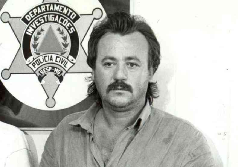 Adlcio Leite, ao ser preso em 1990 acusado de participar da Chacina de Malacacheta(foto: Vera Godoy/EM - 12/10/90)