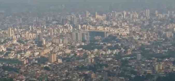 Vista de Belo Horizonte a partir do mirante do Bairro Taquaril, na Regio Leste da capital(foto: Edsio Ferreira/EM/D.A Press )