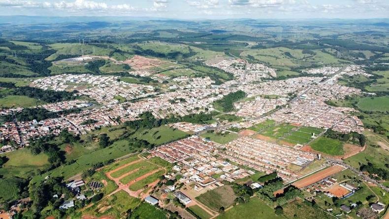 Munic�pio tem 17.740 mil habitantes 