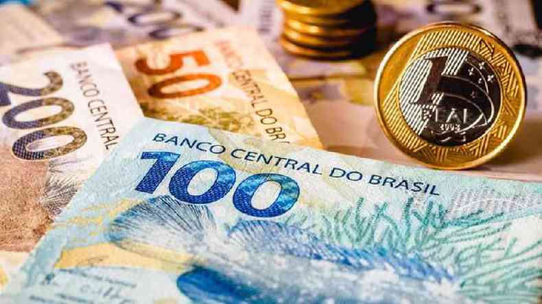 Notas e moedas de reais