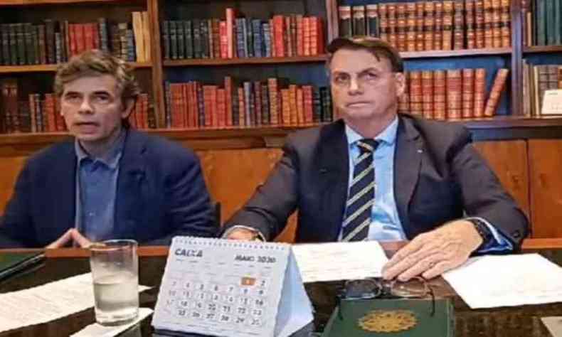 Novo ministro da Sade, Nelson Teich estava ao lado de Bolsonaro em transmisso ao vivo(foto: Reproduo)