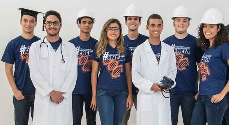 Chromos - maior número de alunos e aprovações na UFMG. Chromos - maior número de alunos e aprovações na UFMG.