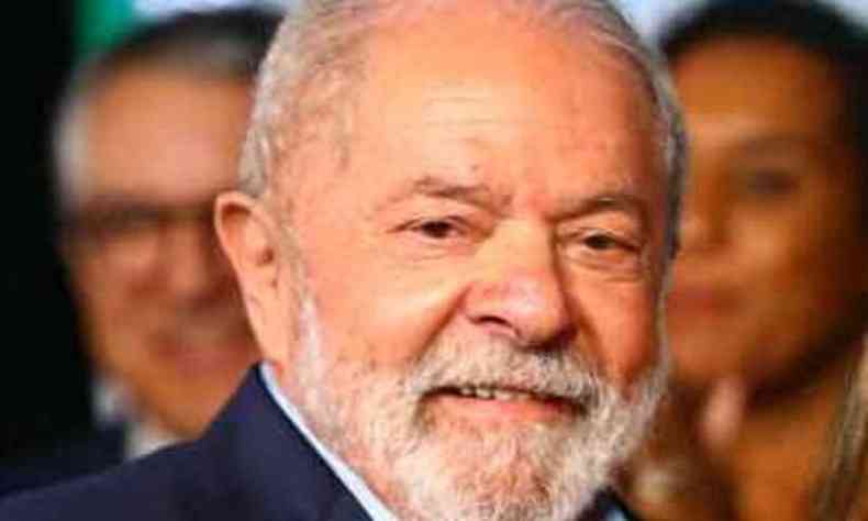  Presidente Luiz Incio Lula da Silva durante cerimnia de apresentao dos oficiais-generais recm-promovidos