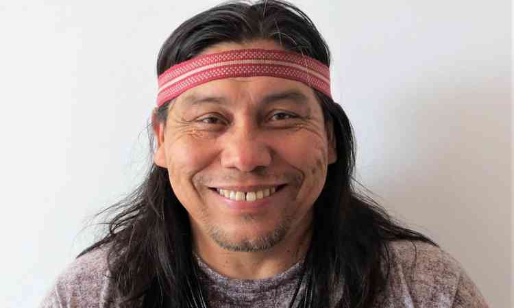 Conheça Daniel Munduruku, escritor indígena que está em “Terra e Paixão”