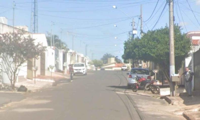 Crime aconteceu na rua Rua José Martins Filho, em Patos de Minas(foto: Reprodução/Google Street View) Crime aconteceu na rua Rua José Martins Filho, em Patos de Minas