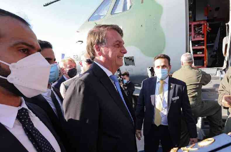 O presidente brasileiro Jair Bolsonaro assiste  feira Dubai Airshow, em 14 de novembro de 2021 