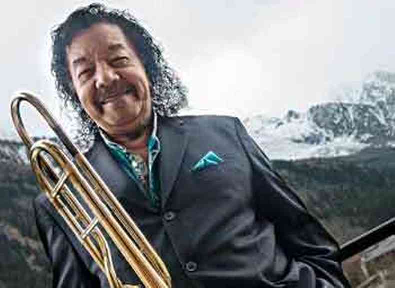 Raul de Souza aprendeu a tocar trombone aos 16 anos porque no tinha dinheiro para comprar um sax (foto: Emmanuelle Nemoz/divulgao)