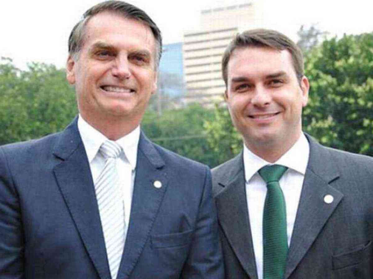 Pesquisas internas indicam desgaste de Bolsonaro, assume Flávio