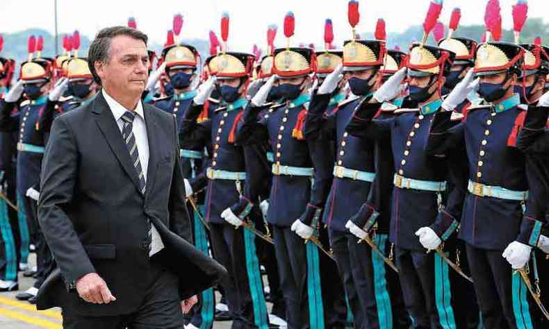 Bolsonaro participou de cerimnia de entrega de espadins a cadetes da Academia Militar das Agulhas Negras, no Rio(foto: MARCOS CORREA/PR)
