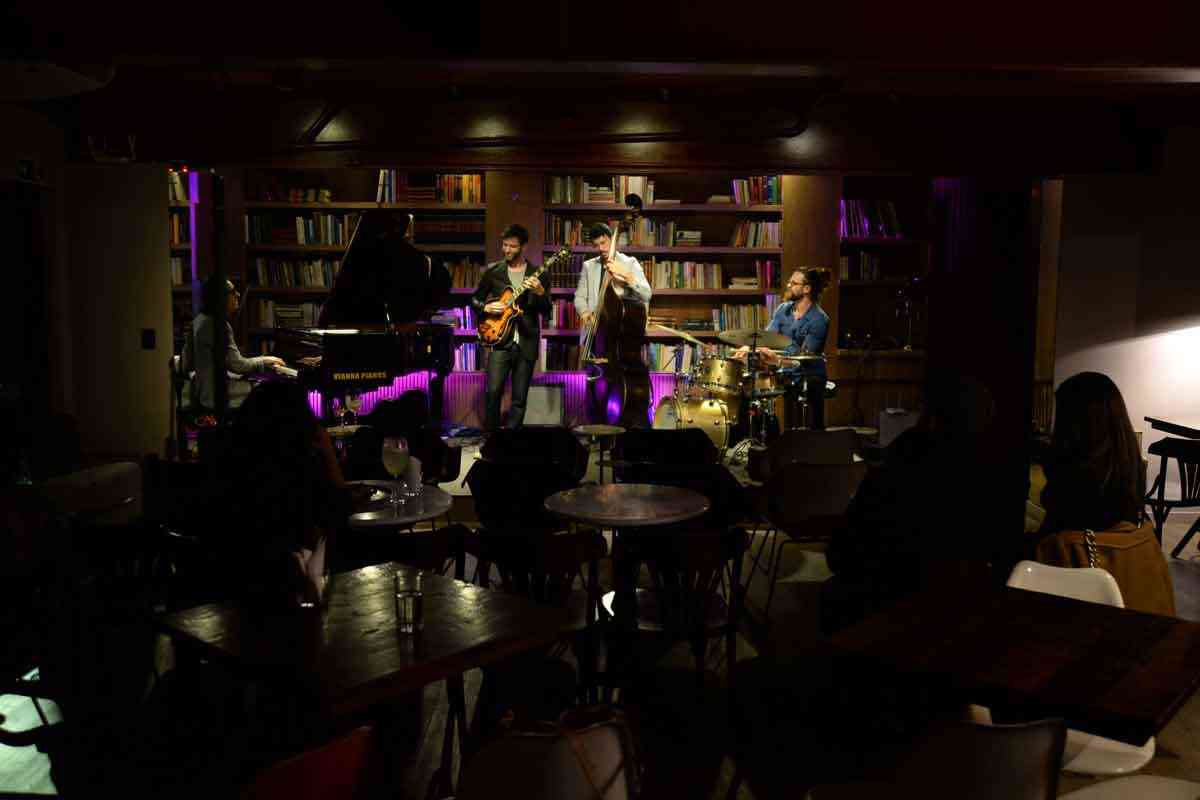 Clube de Jazz do Café com Letras será inaugurado hoje em Belo Horizonte -  Cultura - Estado de Minas