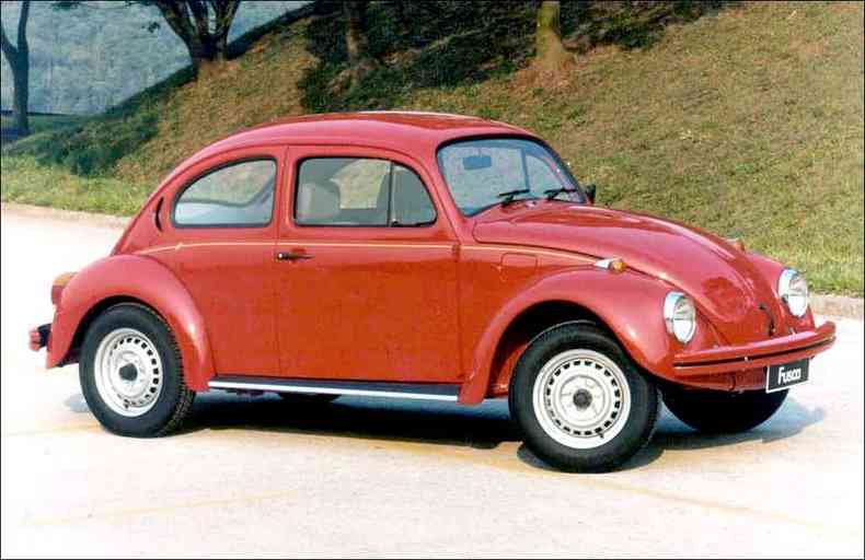 O compacto da Volkswagen voltou a ser produzido em 1994 a pedido do ento presidente Itamar Franco(foto: Volkswagen/Divulgao)