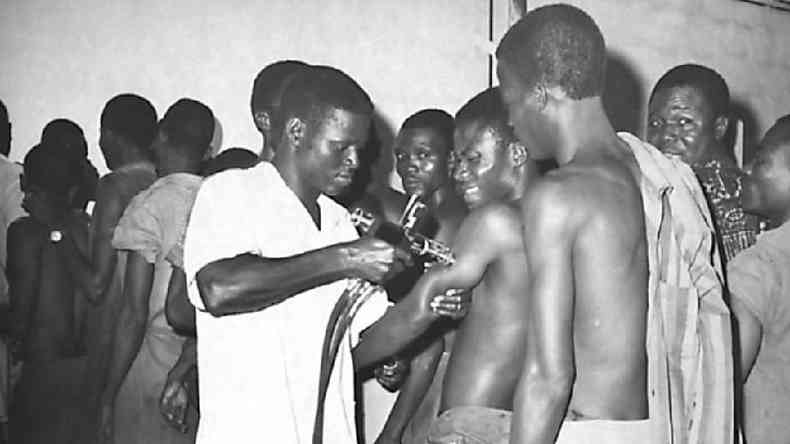 Campanha de vacinação no Benim em 1968