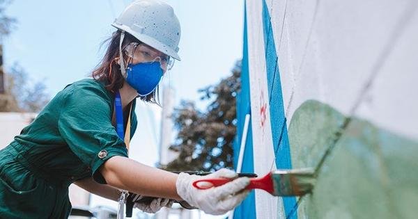 Artistas fazem, em Monlevade, a maior empena grafitada do interior de Minas - Vimarsana News