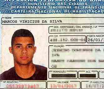 Jovem preso acusado de provocar o acidente(foto: Edsio Ferreira/EM/D.A.Press)