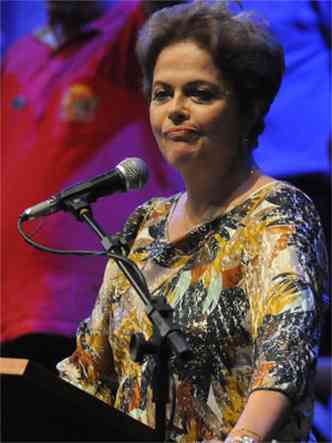 A presidente Dilma Rousseff formalizou no Dirio Oficial da Unio de hoje o veto ao reajuste de at 78,6% do Judicirio(foto: Carlos Moura/CB/D.A Press)