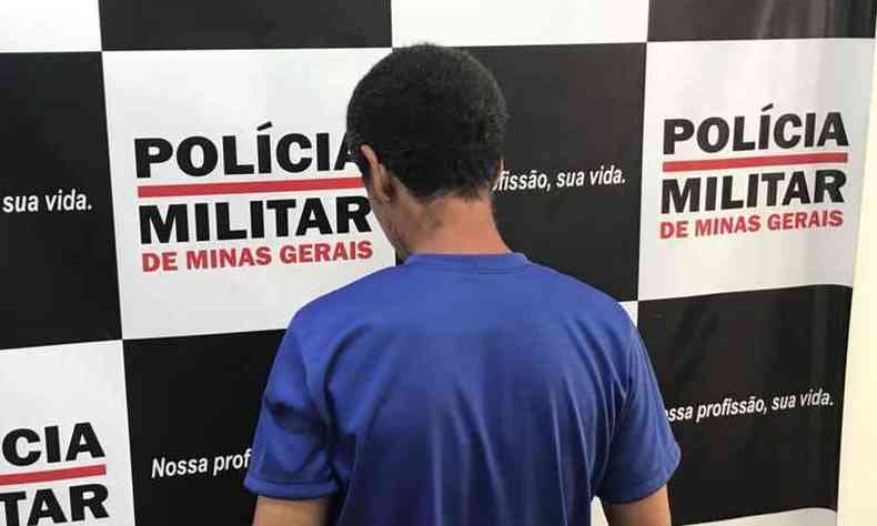Homem confessou o crime e foi encaminhado ao sistema prisional (foto: Polcia Militar/ Divulgao )