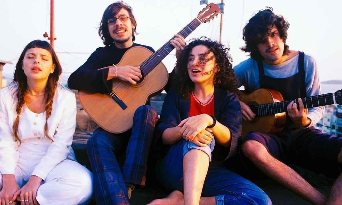 Bala Desejo lança o disco 'SIM SIM SIM' e desponta como boa-nova