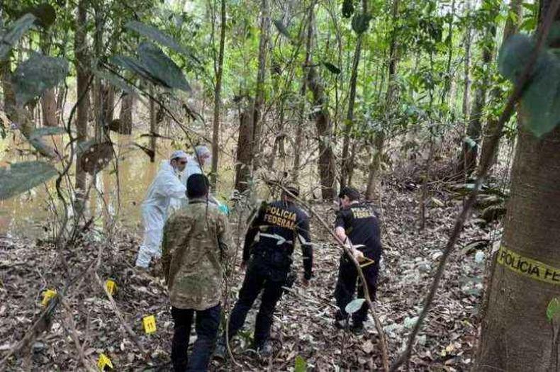 Policiais Federais isolam rea dentro da floresta amaznica