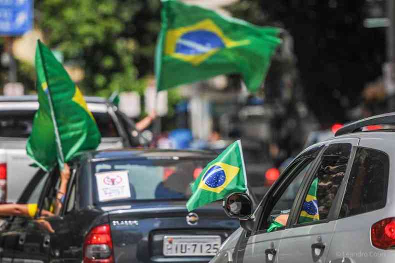Bolsonaristas pregam insubordinao contra poder judicirio(foto: Leandro Couri/EM/D.A Press)